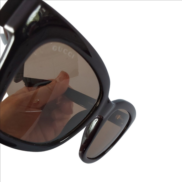 Gucci Oversized Purple Sunglasses - Picture 6 of 13